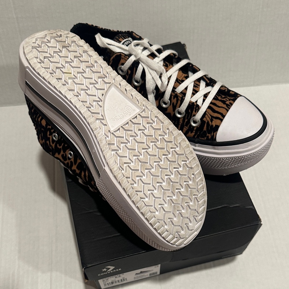 Chuck Taylor All Star Lift Double Stack Platform Leopard - Picture 3 of 5